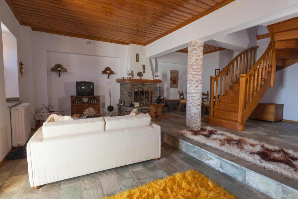 Eremia Rustic House - Entire Villa In Pelion มากรินิตซา ภายนอก รูปภาพ